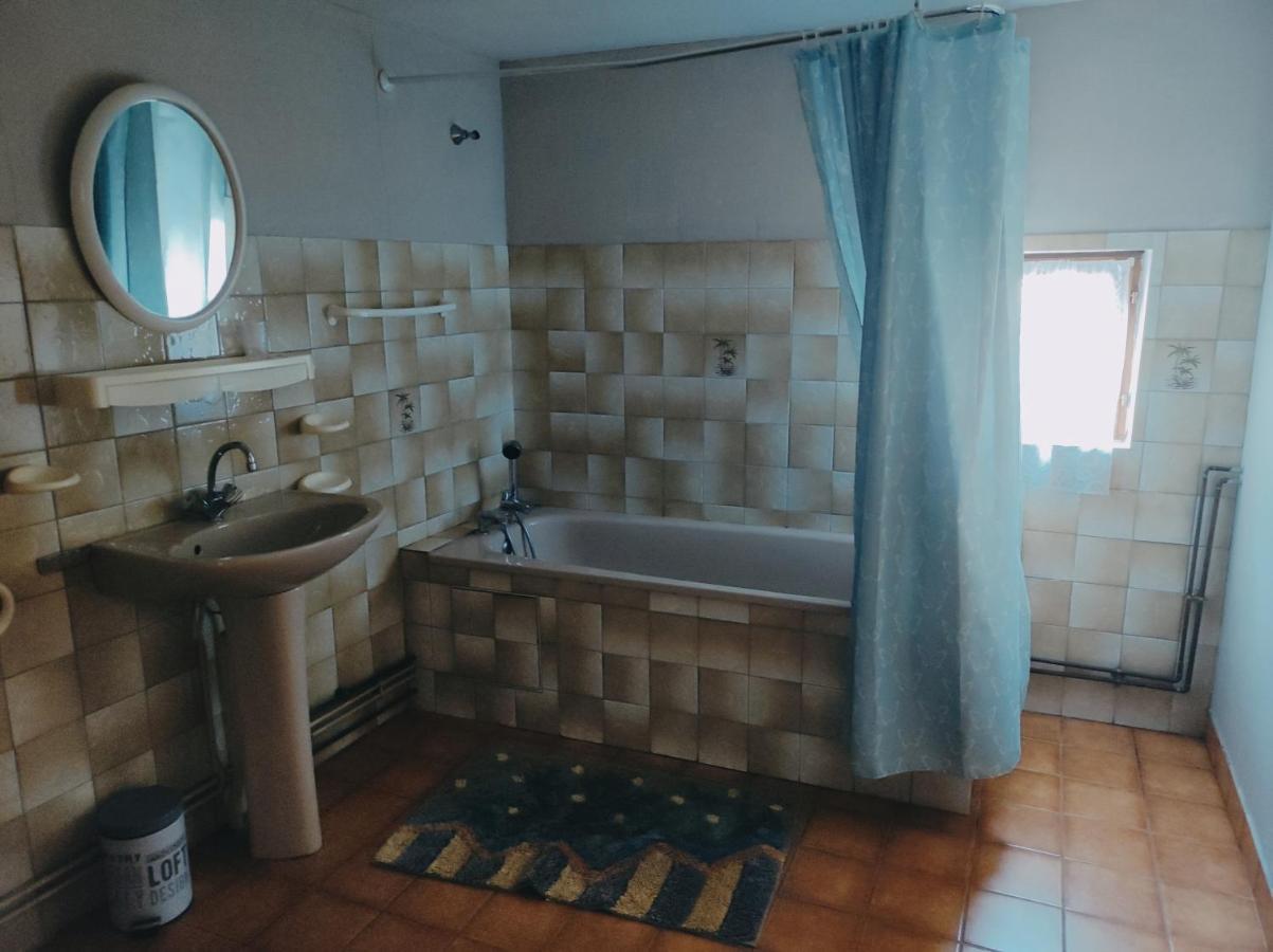 Le Ys Lounge Bar Ξενοδοχείο Badonviller Εξωτερικό φωτογραφία